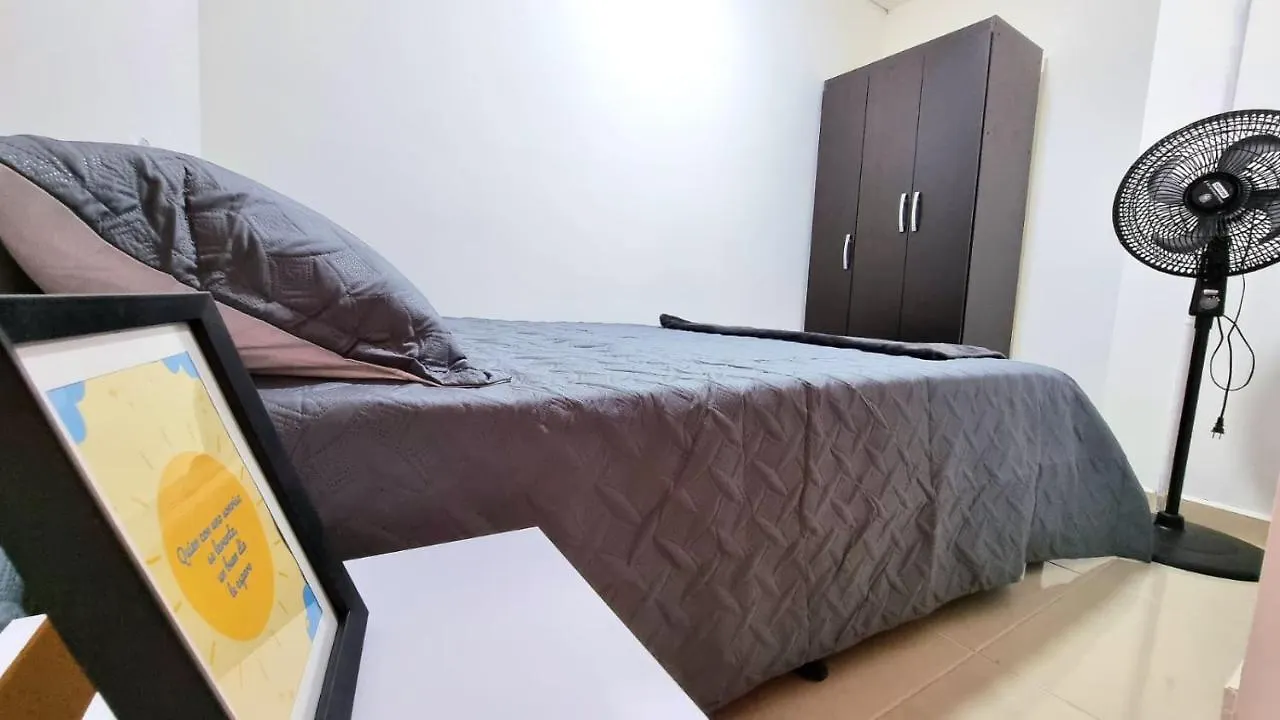 Apartamentos Privados Y Extraordinarios En Medellin 0*,